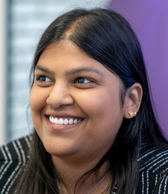 Kanaga Dharmalingam, Developer bij Mobile XL