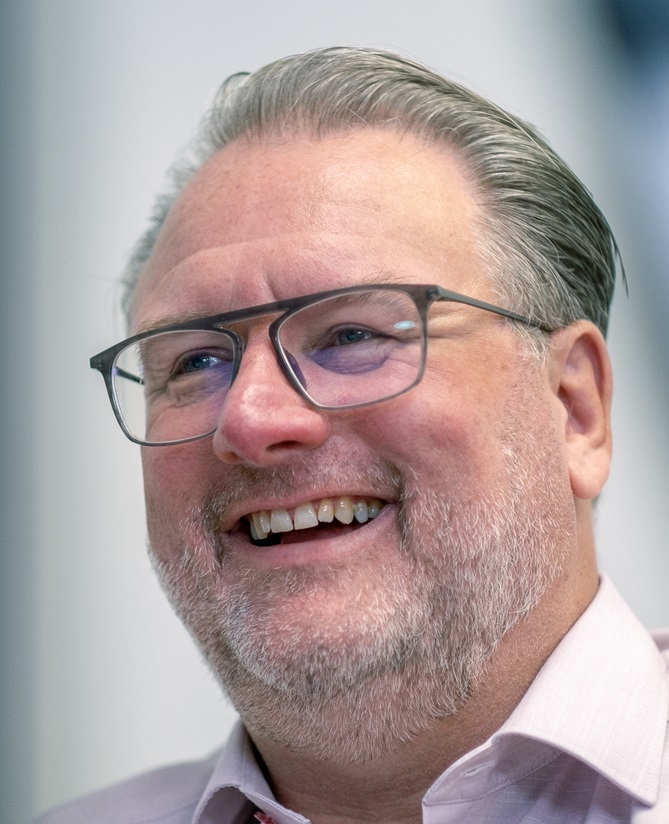 Raymond Hewitt, Team Captain bij Mobile XL